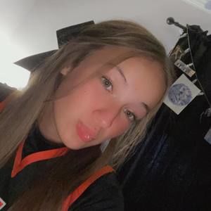 Meet your Posher, Libby